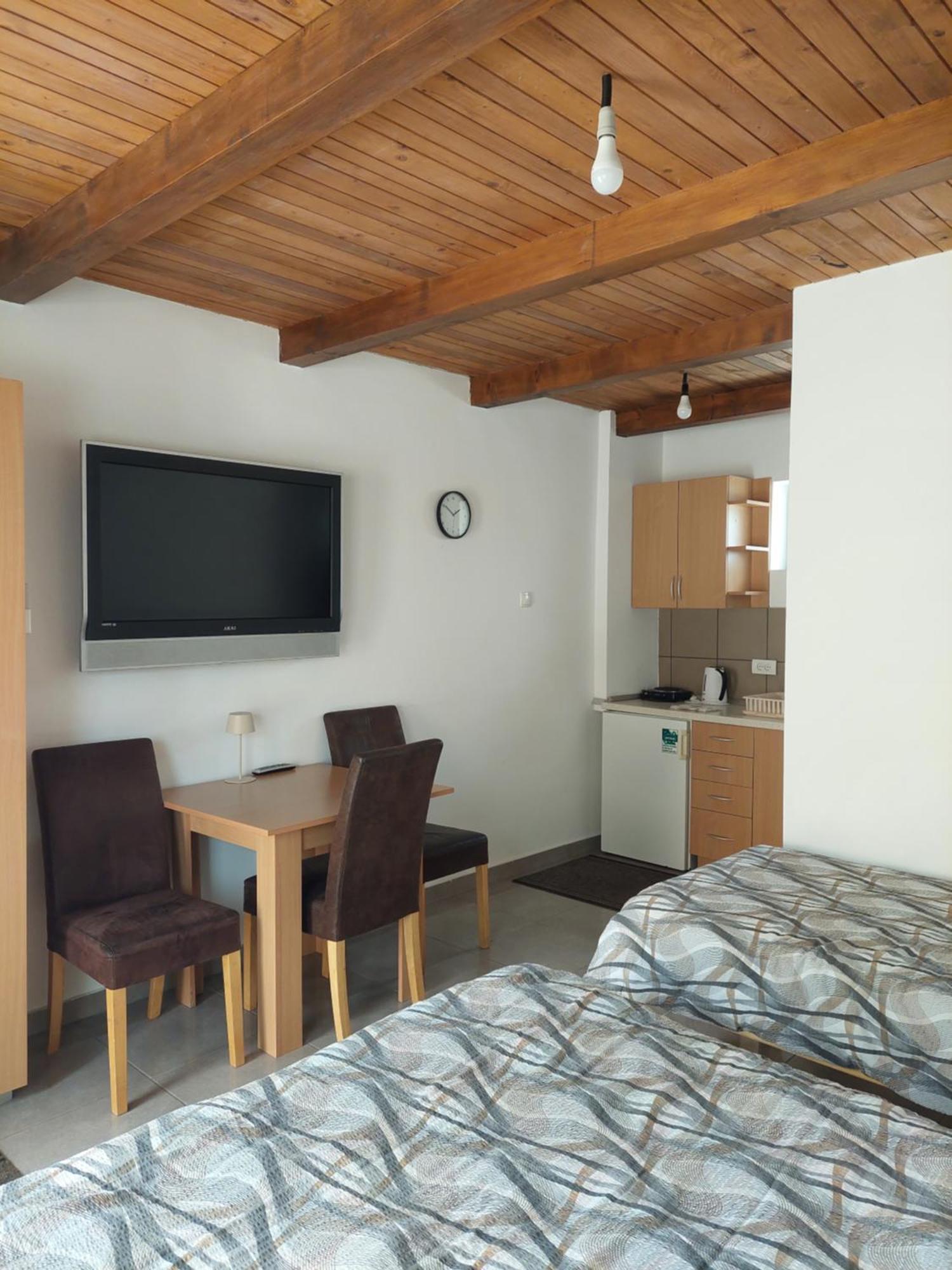 Apartment M&M Pacir 外观 照片